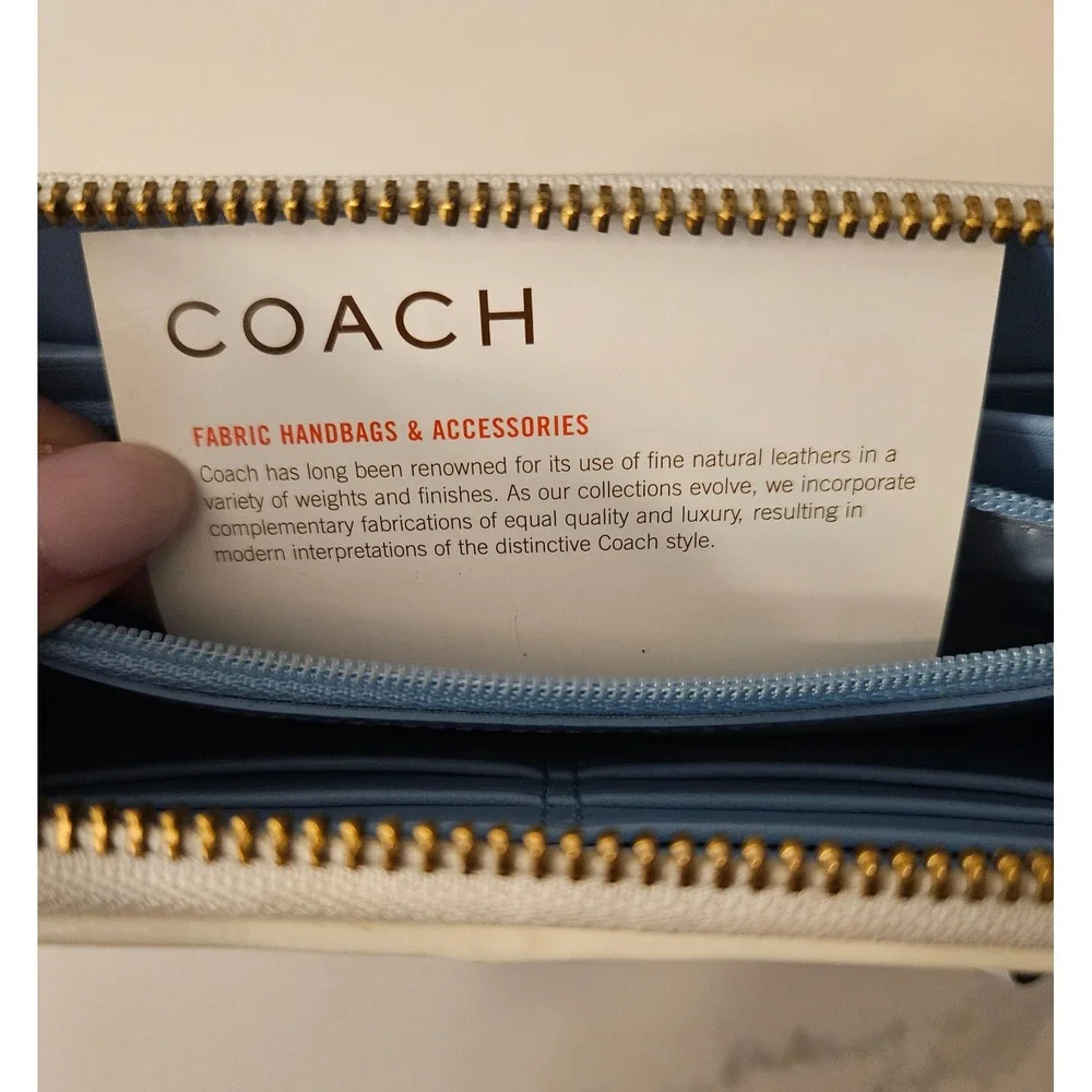 Coach Wallet Women OS Blue Cream Excellent Optic Signature C Zip 41222